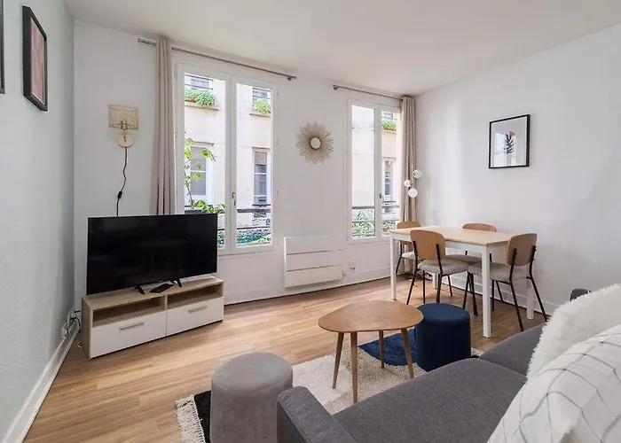 Furtive - Montorgueuil * باريس
